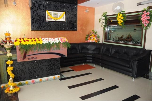 Hotel Seven Hills Inn Tirupati Kültér fotó